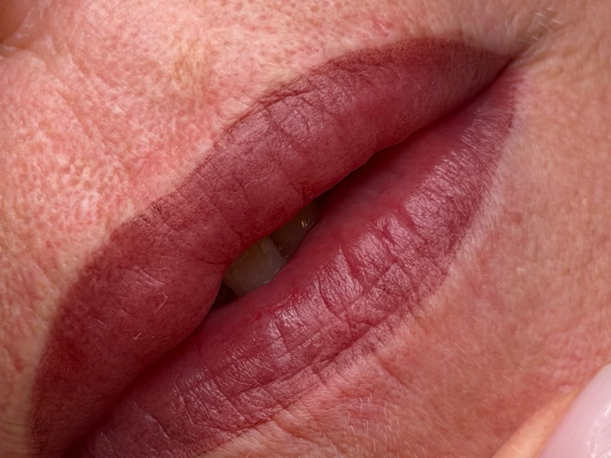 Lippenpigmentierung aus Sanaz' Studio
